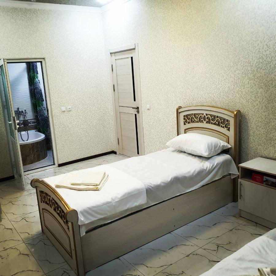 Хостел Eski Shahar Andijan Bagian luar foto