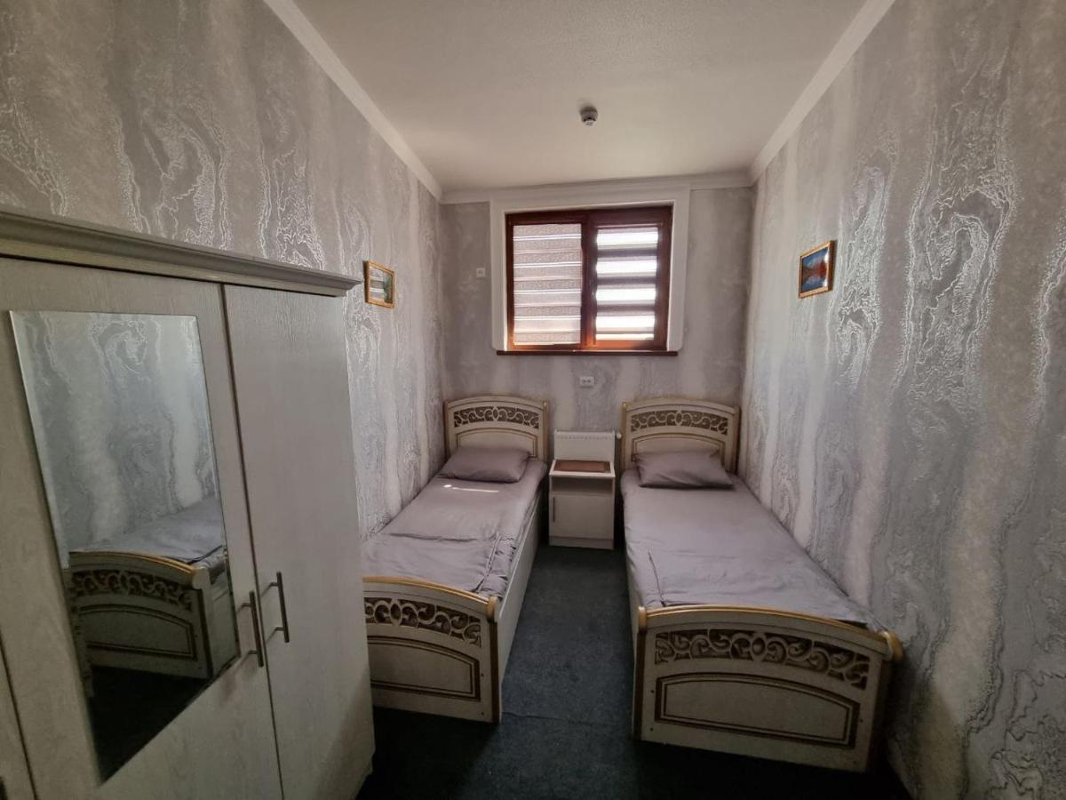 Хостел Eski Shahar Andijan Bagian luar foto